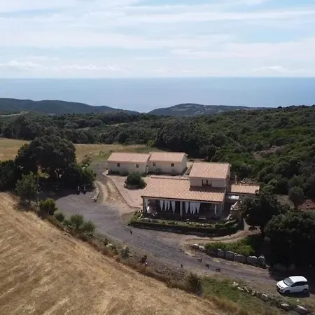 Farm stay La Cresta Arbus